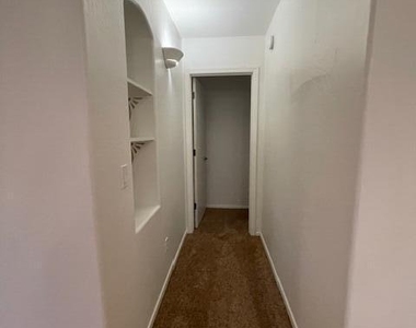 2036 W Hayden Peak Drive - Photo Thumbnail 6