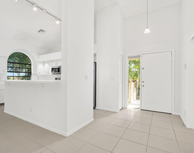 8049 Aberdeen Drive - Photo Thumbnail 6