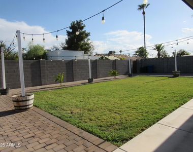 1521 W Marlboro Drive - Photo Thumbnail 16