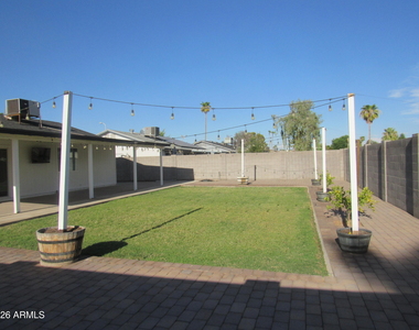 1521 W Marlboro Drive - Photo Thumbnail 20