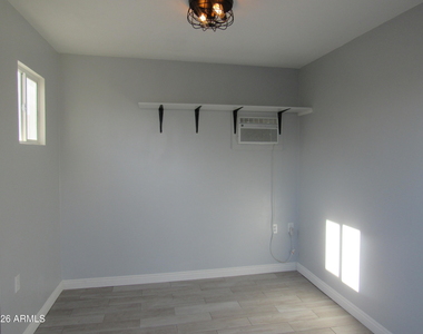 1521 W Marlboro Drive - Photo Thumbnail 22