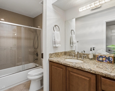 625 E Jeffrey Avenue - Photo Thumbnail 18
