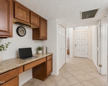 625 E Jeffrey Avenue - Photo Thumbnail 15