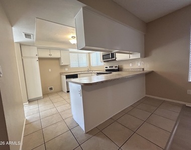 8033 W Mclellan Road - Photo Thumbnail 10