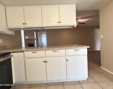 8033 W Mclellan Road - Photo Thumbnail 9