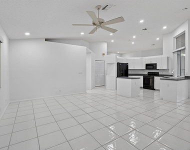 924 Spoonbill Circle - Photo Thumbnail 12