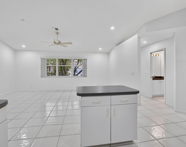 924 Spoonbill Circle - Photo Thumbnail 21