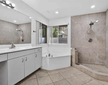 924 Spoonbill Circle - Photo Thumbnail 31