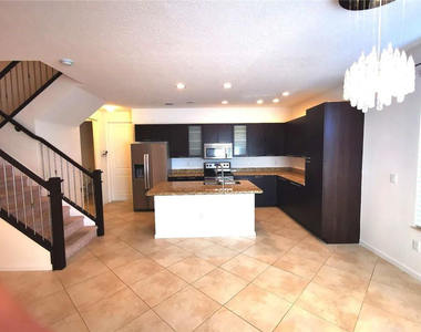 5011 Nw 15th Terrace - Photo Thumbnail 1