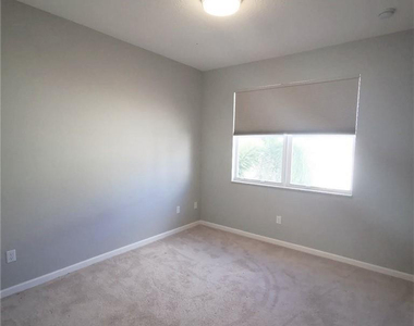 5011 Nw 15th Terrace - Photo Thumbnail 10