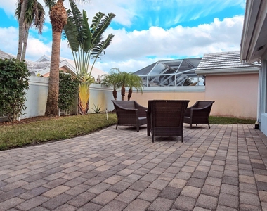 2295 Saratoga Lane - Photo Thumbnail 25