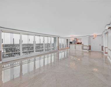 4020 Galt Ocean Drive - Photo Thumbnail 27