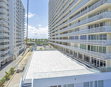 4020 Galt Ocean Drive - Photo Thumbnail 9