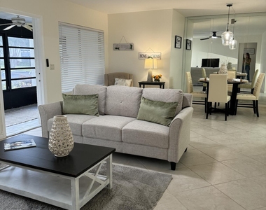 3624 La Aires Court - Photo Thumbnail 2