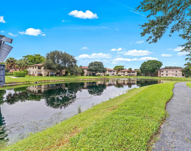 3132 Sw 20th Terrace - Photo Thumbnail 9