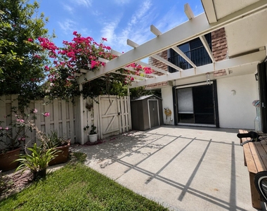 3132 Sw 20th Terrace - Photo Thumbnail 14