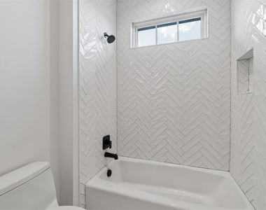 2109 Wiregrass Drive - Photo Thumbnail 33