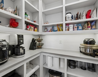 2109 Wiregrass Drive - Photo Thumbnail 35