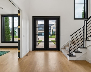 2109 Wiregrass Drive - Photo Thumbnail 2