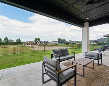 2109 Wiregrass Drive - Photo Thumbnail 39