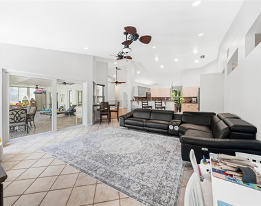 14463 Sw 16th Court - Photo Thumbnail 2