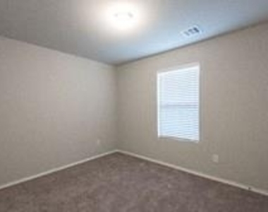 618 Audrey Drive - Photo Thumbnail 14
