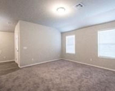 618 Audrey Drive - Photo Thumbnail 7