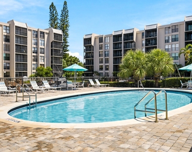8 Royal Palm Way - Photo Thumbnail 35