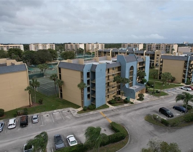 2788 Tennis Club Drive - Photo Thumbnail 1