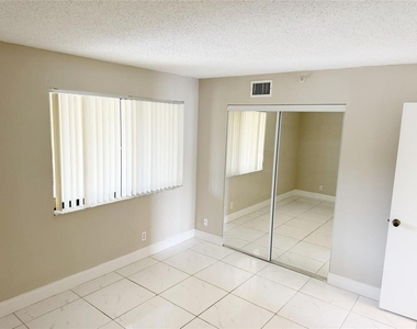 2788 Tennis Club Drive - Photo Thumbnail 19