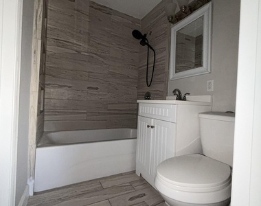 1633 Se Arapaho Avenue - Photo Thumbnail 9