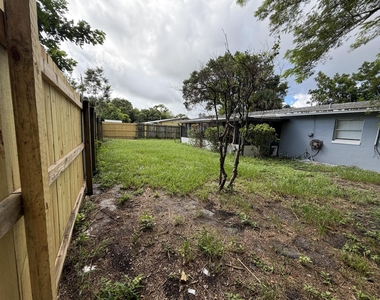 1633 Se Arapaho Avenue - Photo Thumbnail 26