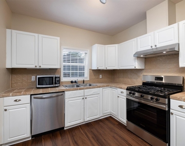 8823 San Benito Way - Photo Thumbnail 21