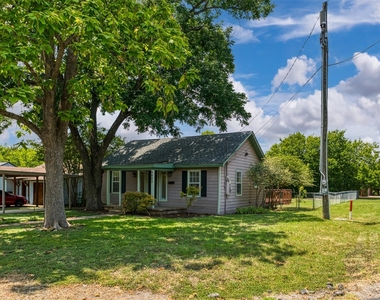 8823 San Benito Way - Photo Thumbnail 2