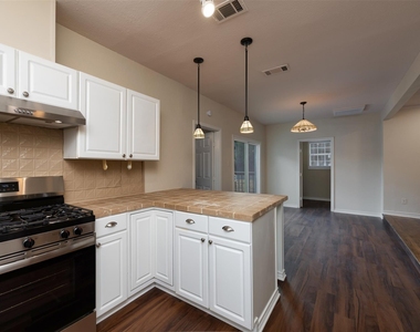 8823 San Benito Way - Photo Thumbnail 22