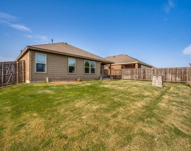 1434 Meadow Creek Drive - Photo Thumbnail 22