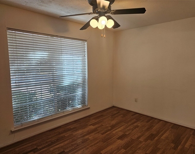7016 Briarmeadow Drive - Photo Thumbnail 19