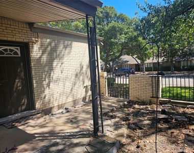 7016 Briarmeadow Drive - Photo Thumbnail 31