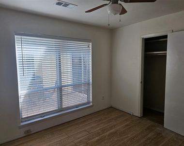 7016 Briarmeadow Drive - Photo Thumbnail 18