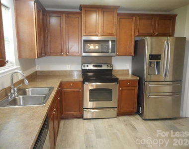 228 Gumtree Drive - Photo Thumbnail 5
