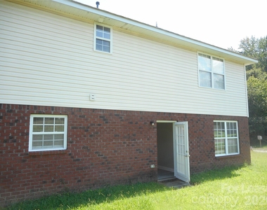 228 Gumtree Drive - Photo Thumbnail 11