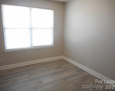 228 Gumtree Drive - Photo Thumbnail 15