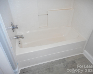 228 Gumtree Drive - Photo Thumbnail 18