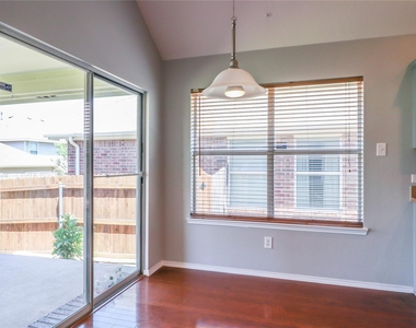 5117 Gadsden Avenue - Photo Thumbnail 8