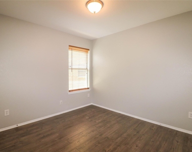 5117 Gadsden Avenue - Photo Thumbnail 16
