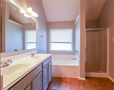 5117 Gadsden Avenue - Photo Thumbnail 12