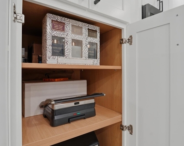 606 Juniper Place - Photo Thumbnail 12