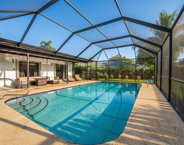 606 Juniper Place - Photo Thumbnail 43