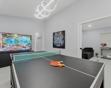 606 Juniper Place - Photo Thumbnail 21