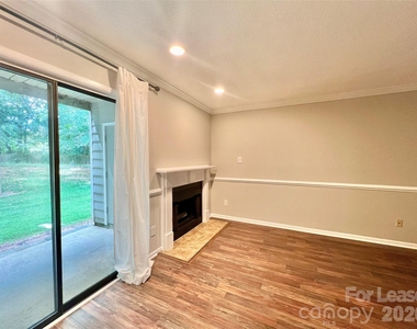 2901 Heathstead Place - Photo Thumbnail 4